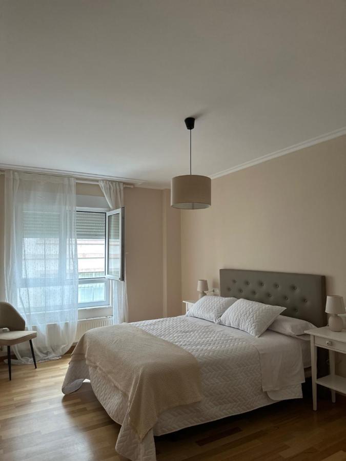 Apartamento Carlos III Ribadeo Exterior photo